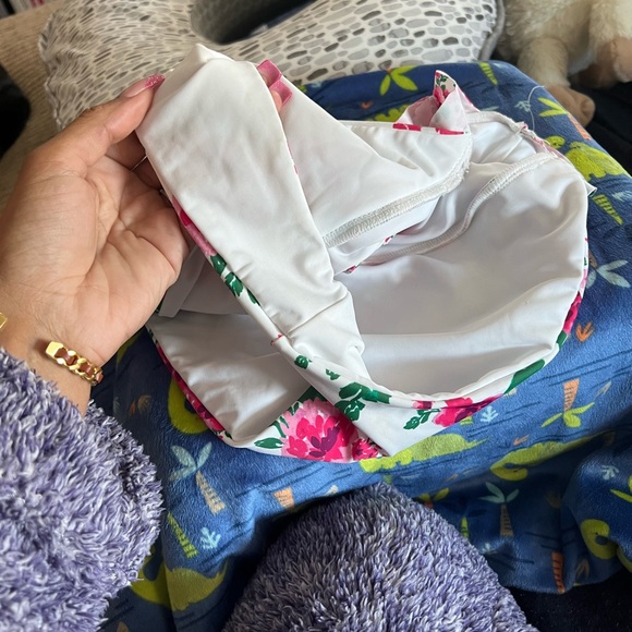 Carnation bikini - Picture 7 of 8